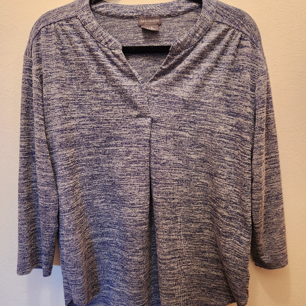 Van Heusen Heather Blue Long Sleeve Size L